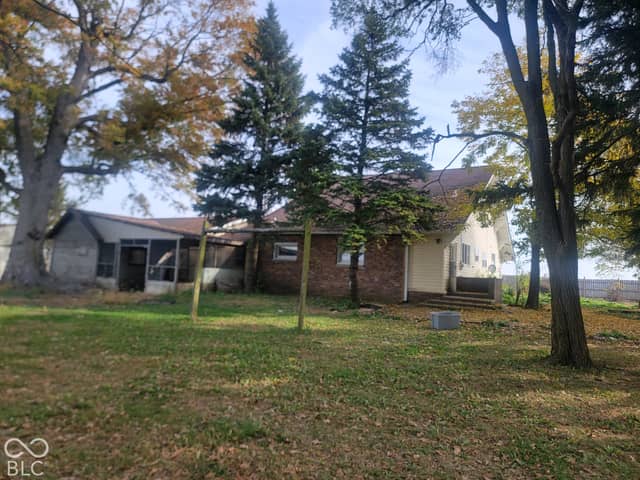 4234 S 800 W, Swayzee, IN 46986, photo 2 of 10