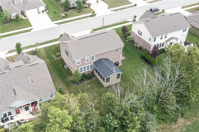 5579 W Turnbuckle Place, McCordsville, IN 46055, photo 4 of 44