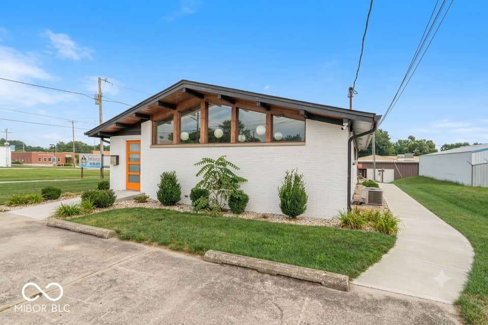 403 N Indiana Street, Greencastle