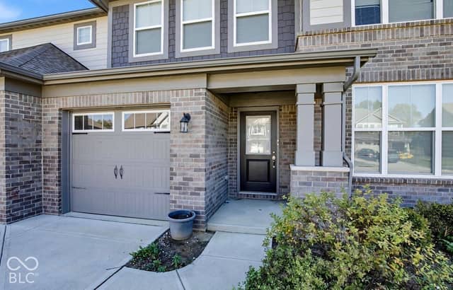 929 Garrison Drive, Greenwood, IN 46143, photo 4 of 49