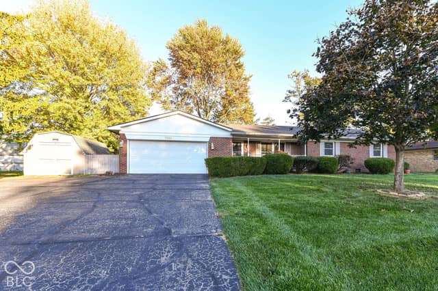 7229 Avalon Trail Court, Indianapolis, IN 46250, photo 2 of 28