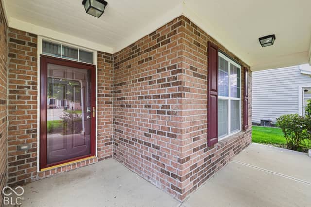 8110 Eskerban Drive, Avon, IN 46123, photo 5 of 39