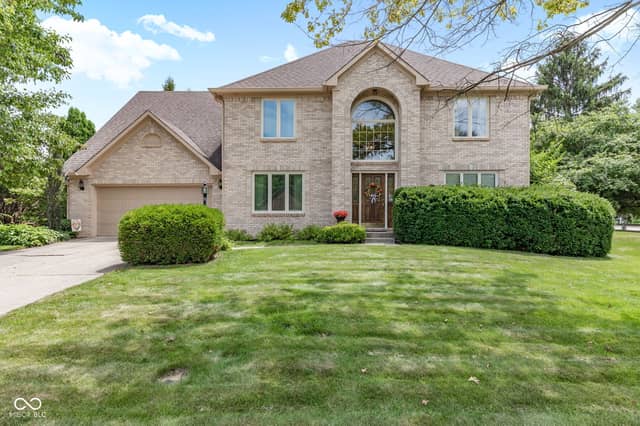 7101 Lakeside Woods Drive, Indianapolis, IN 46278, photo 3 of 101