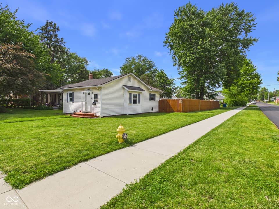 596 Christian Avenue, Noblesville
