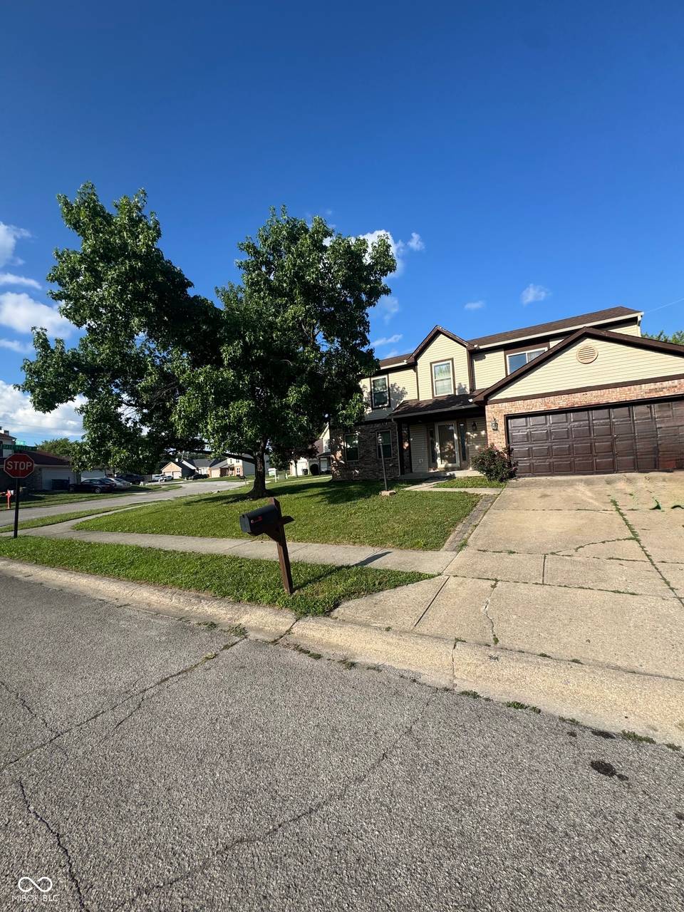1129 Fontana Court, Indianapolis