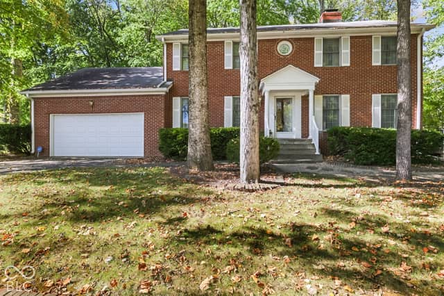 4238 S Carrie Drive, New Palestine, IN 46163, photo 3 of 77