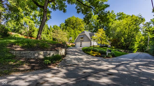 6960 Lancet Lane, Indianapolis, IN 46220, photo 4 of 79