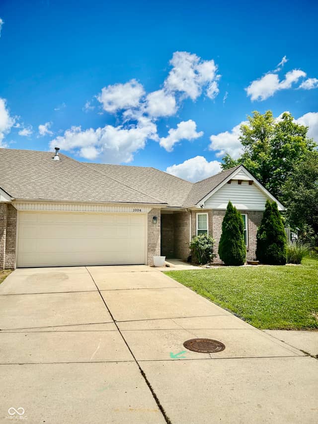 1004 Wild Ivy Trail, Franklin, IN 46131, photo 2 of 24