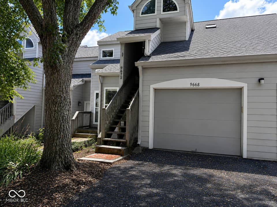9668 S Bay Pointe Court #77, Bloomington