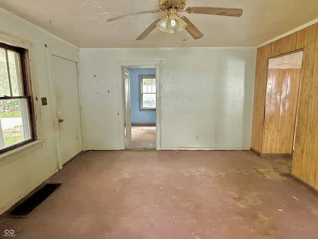 8 Dixie Drive, Anderson, IN 46016, photo 4 of 41
