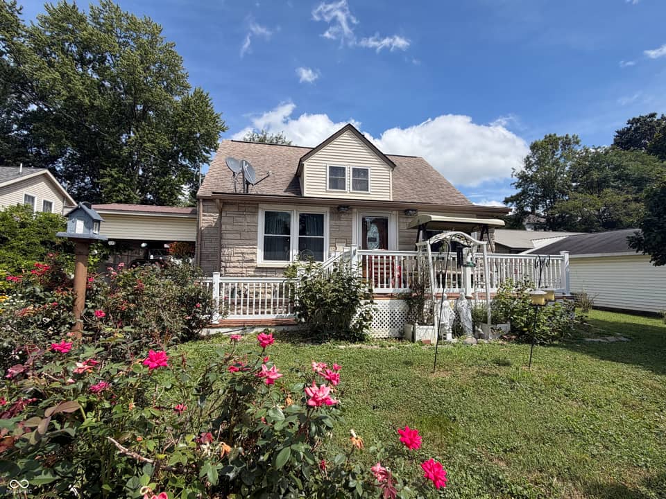 702 NW 2nd Street, Washington, IN 47501, photo 1 of 31