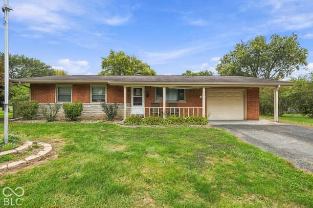 1209 Almond Drive, Plainfield, IN 46168, photo 3 of 41
