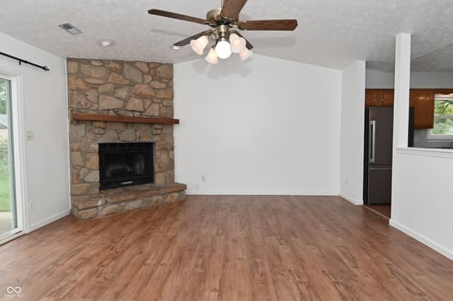 5228 Rowan Court, Indianapolis, IN 46237, photo 3 of 26