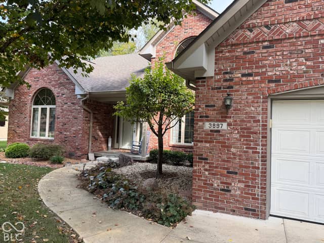 3897 S Woodfield Drive S, New Palestine, IN 46163, photo 2 of 26