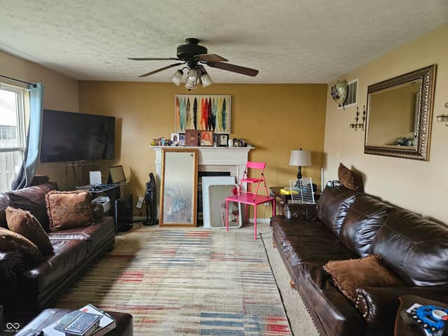 11238 E Birdsong Place, Indianapolis, IN 46229, photo 4 of 14