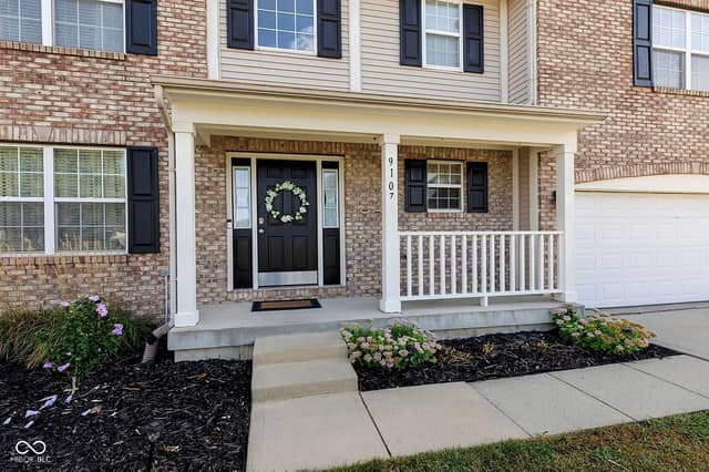 9107 Driftwood Court, McCordsville, IN 46055, photo 5 of 70