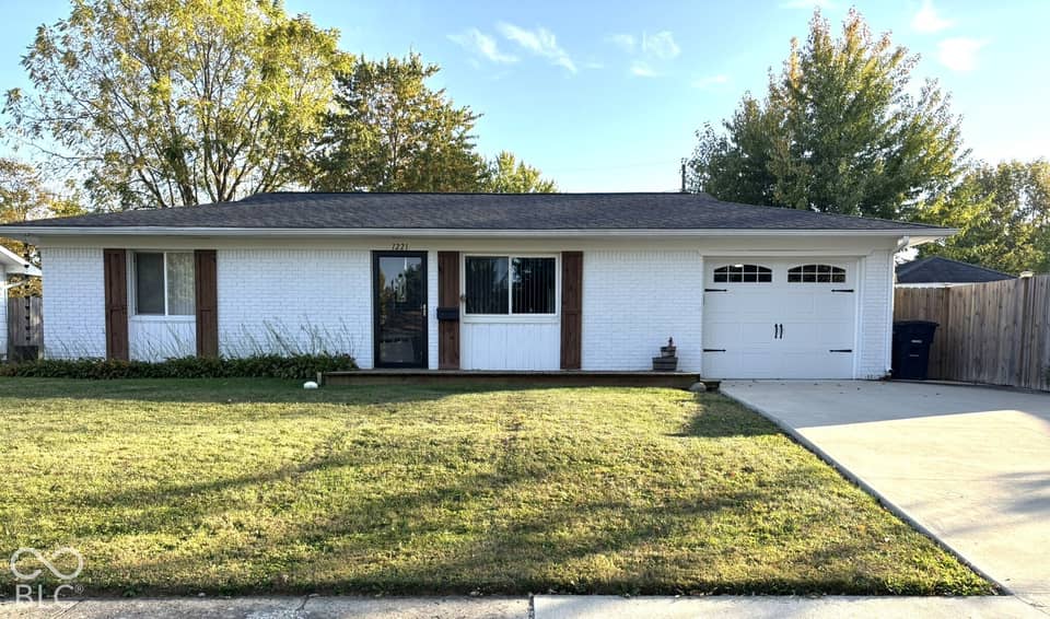 1221 Elk Lane, Elwood, IN 46036, photo 1 of 16