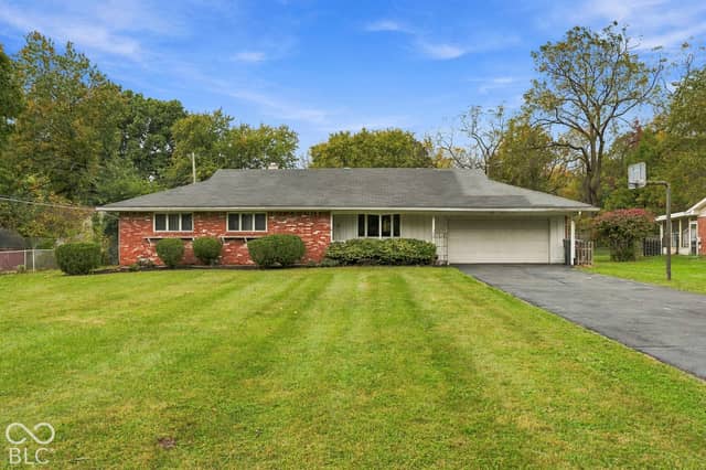 7926 Charlecot Drive, Indianapolis, IN 46268, photo 3 of 41