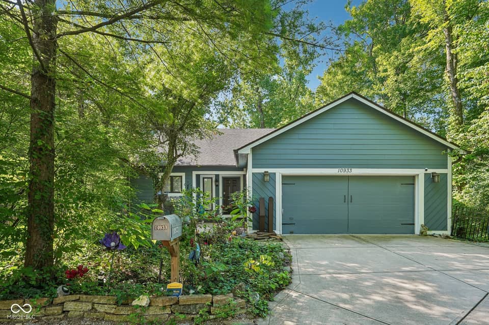 10933 Geist Woods South Drive, Indianapolis