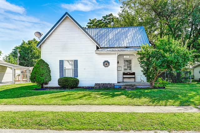 205 Baldwin Street, Greenfield, IN 46140, photo 2 of 25