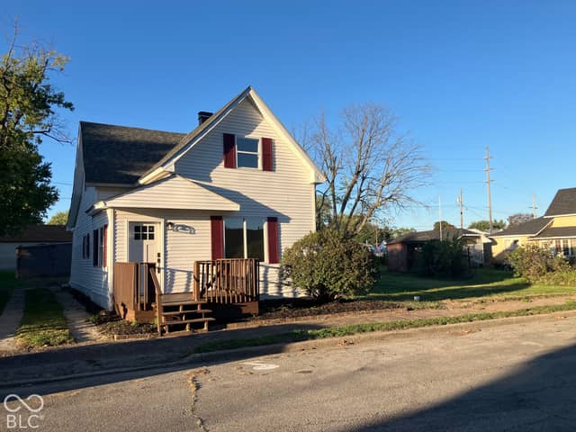 1914 S L Street, Elwood, IN 46036, photo 4 of 19