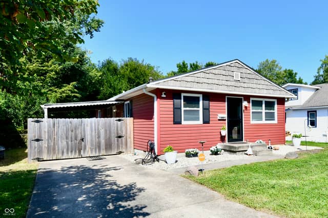 930 N Eaton Avenue, Indianapolis, IN 46219, photo 4 of 40