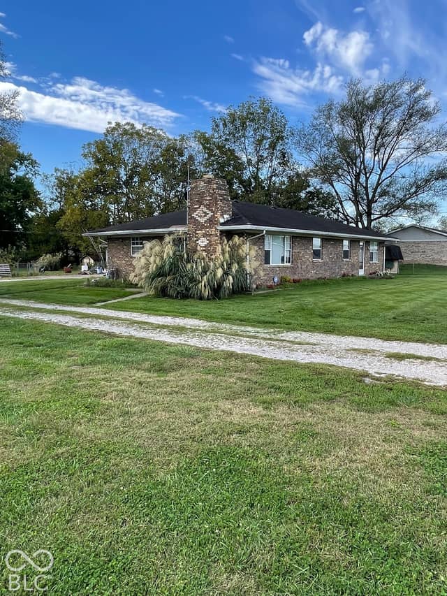 889 E South Street, Martinsville, IN 46151, photo 3 of 5