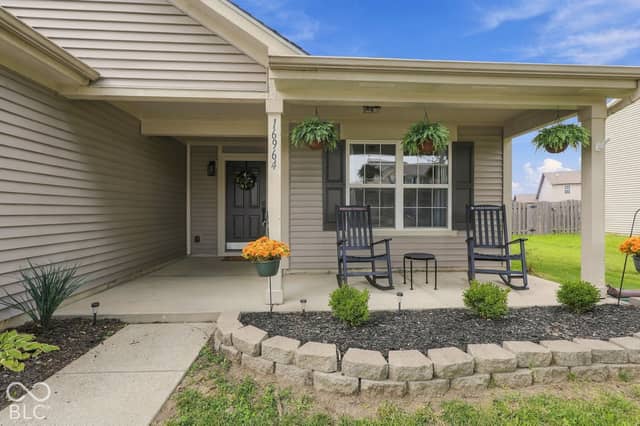 16964 Brigg Court, Westfield, IN 46074, photo 4 of 41
