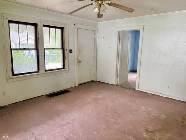 8 Dixie Drive, Anderson, IN 46016, photo 3 of 41