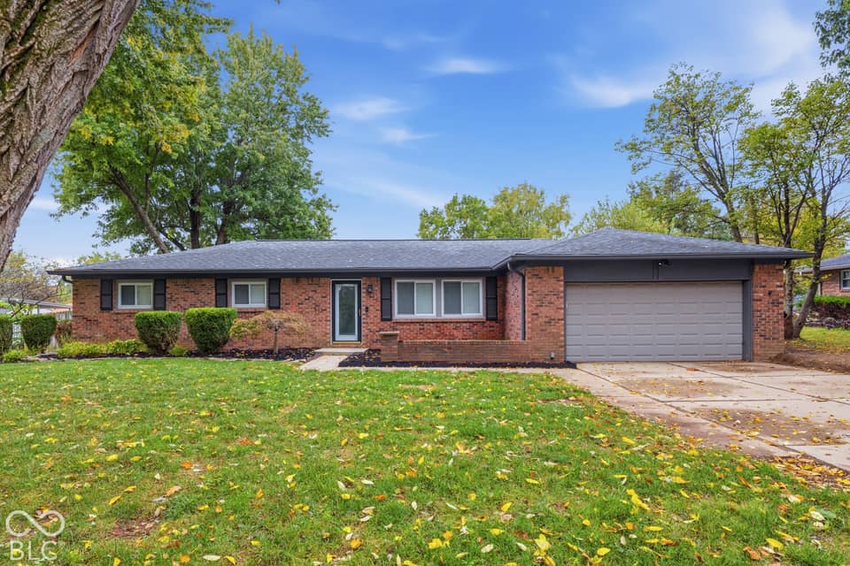 709 W Banta Road, Indianapolis, IN 46217, photo 1 of 39