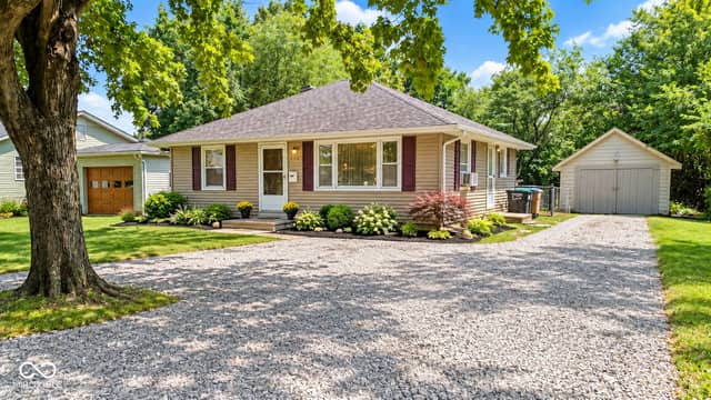 3113 17th, Columbus, IN 47201, photo 2 of 17