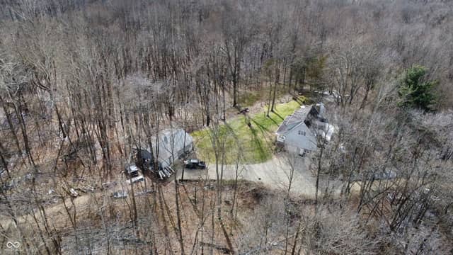 111 W Everton Road, Connersville, IN 47331, photo 5 of 44