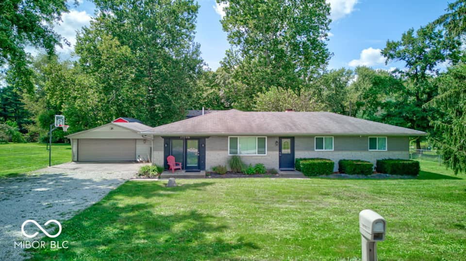 17128 Towne Road, Westfield