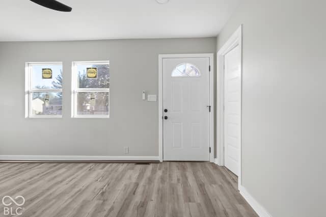 2438 N Goodlet Avenue, Indianapolis, IN 46222, photo 5 of 33