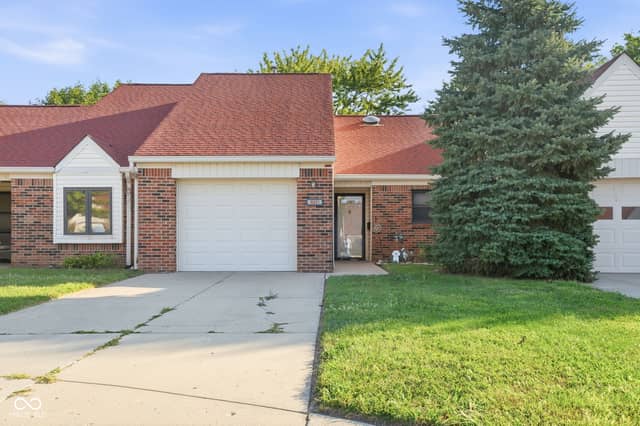 6321 Brush Court, Indianapolis, IN 46268, photo 2 of 20