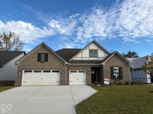 11358 Barn Owl Drive, Zionsville, IN 46077, photo 2 of 28