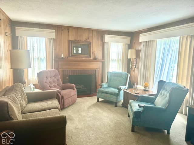 400 S Umbarger Road, Muncie, IN 47304, photo 4 of 12