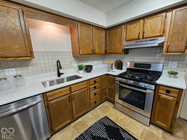 2448 Hideaway North Drive, Indianapolis, IN 46268, photo 4 of 22