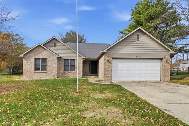 1208 Spring Mill Drive, Avon, IN 46123, photo 3 of 16