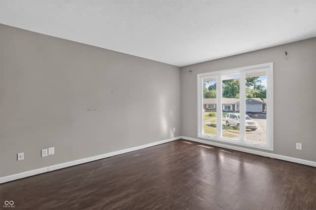 8737 Montery Court, Indianapolis, IN 46226, photo 5 of 22