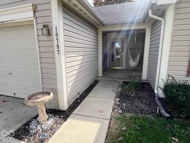 10797 Muddy River Road, Indianapolis, IN 46234, photo 3 of 31