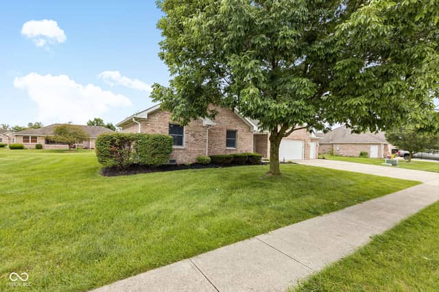 1131 Brunes Boulevard, Brownsburg, IN 46112, photo 4 of 67