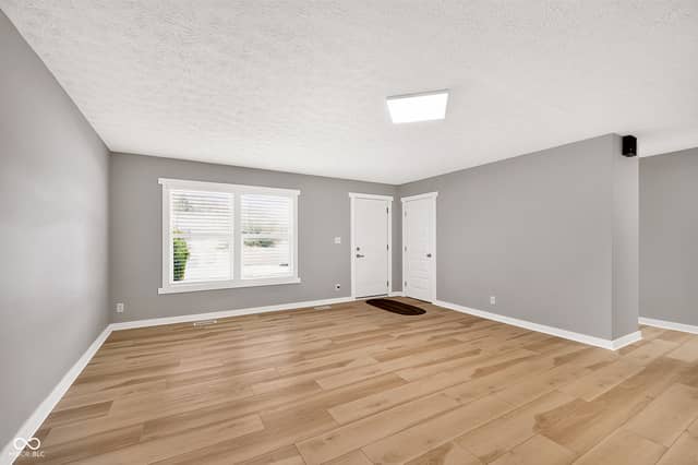3763 N Brentwood Avenue, Indianapolis, IN 46235, photo 4 of 25