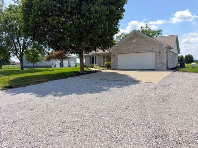 850 S 700 W, Lebanon, IN 46052, photo 3 of 47