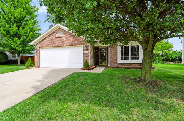 659 Sonoma Lane, Greenfield, IN 46140, photo 4 of 54