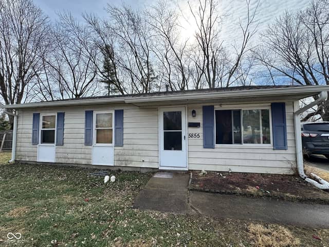 5855 Price Court, Indianapolis, IN 46254, photo 2 of 10