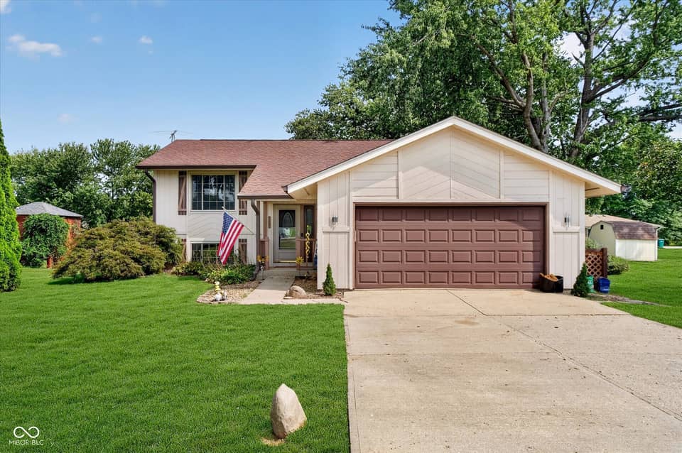 11541 N Bethesda Road, Mooresville, IN 46158, photo 1 of 39