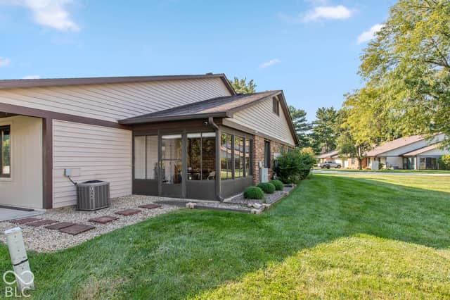 820 Staton Place West Drive, Indianapolis, IN 46234, photo 3 of 21