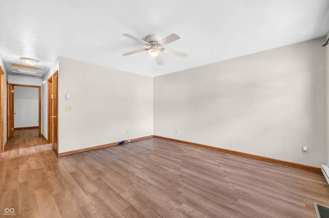 2231 Mapleton Court, Columbus, IN 47201, photo 4 of 35