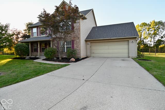 5524 Oakcrest Drive, Indianapolis, IN 46237, photo 4 of 68